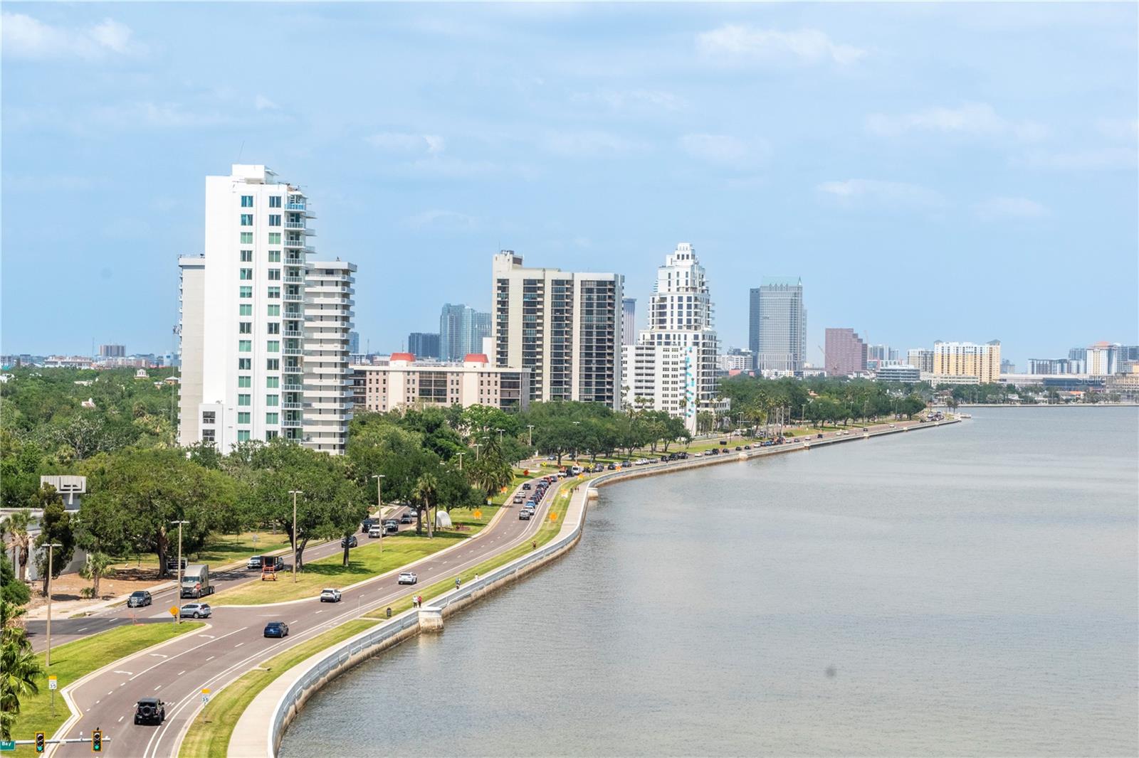 Image 60 of 100 For 2912 Santiago Street 804