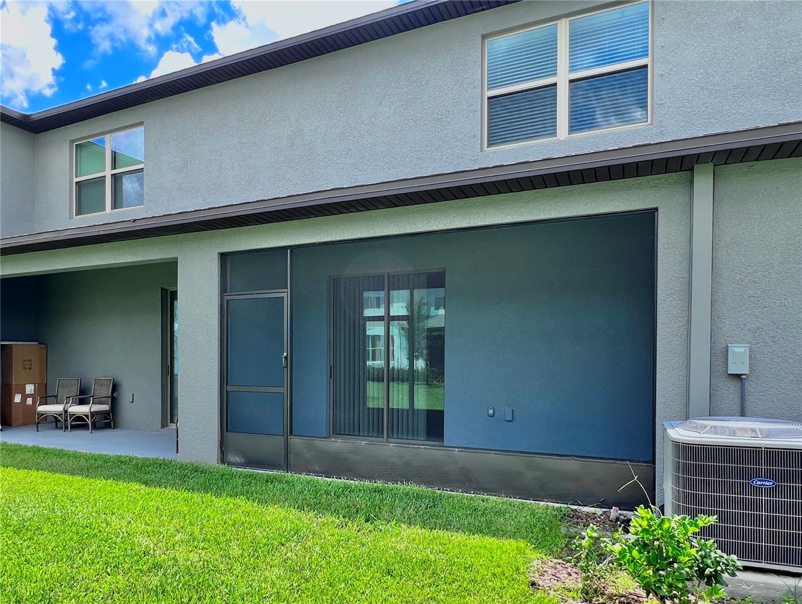 Image 22 of 29 For 14348 Editors Note Street