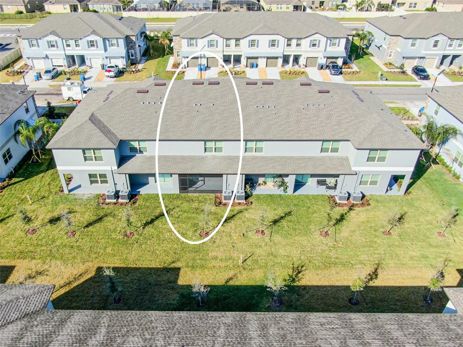 Image 26 of 29 For 14348 Editors Note Street