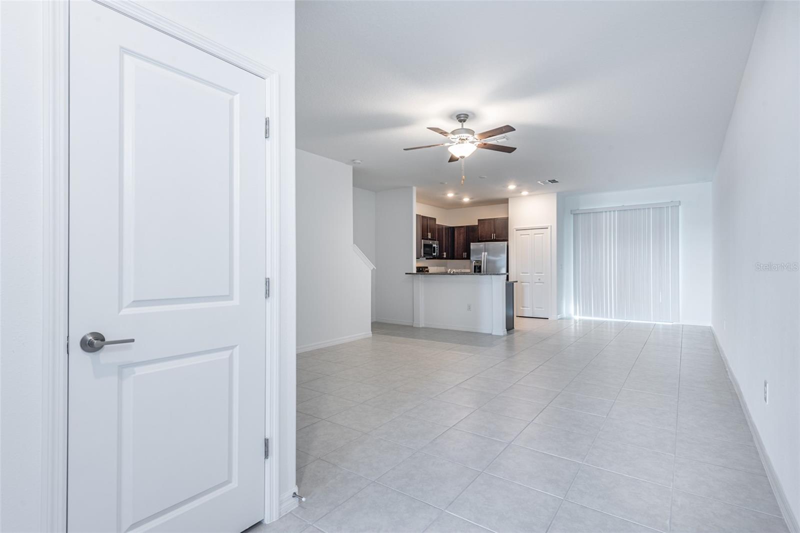 Image 7 of 29 For 14348 Editors Note Street