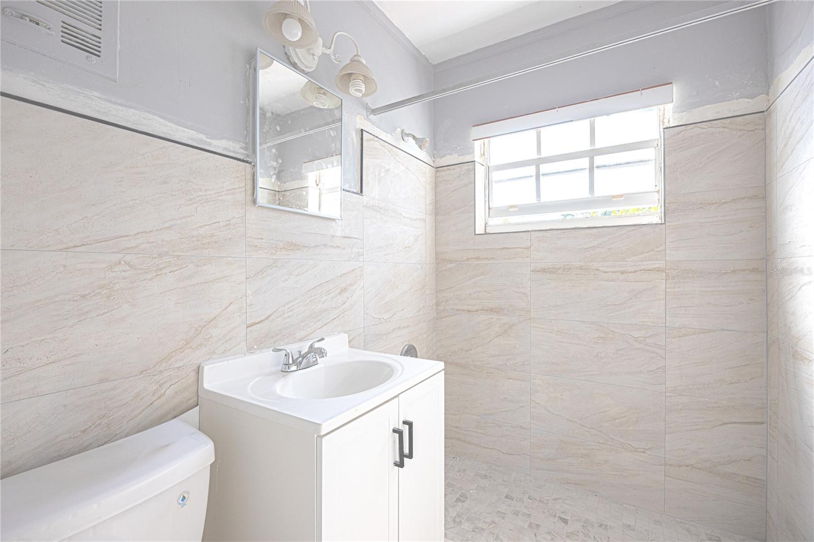 Image 12 of 16 For 646 Bayberry Drive