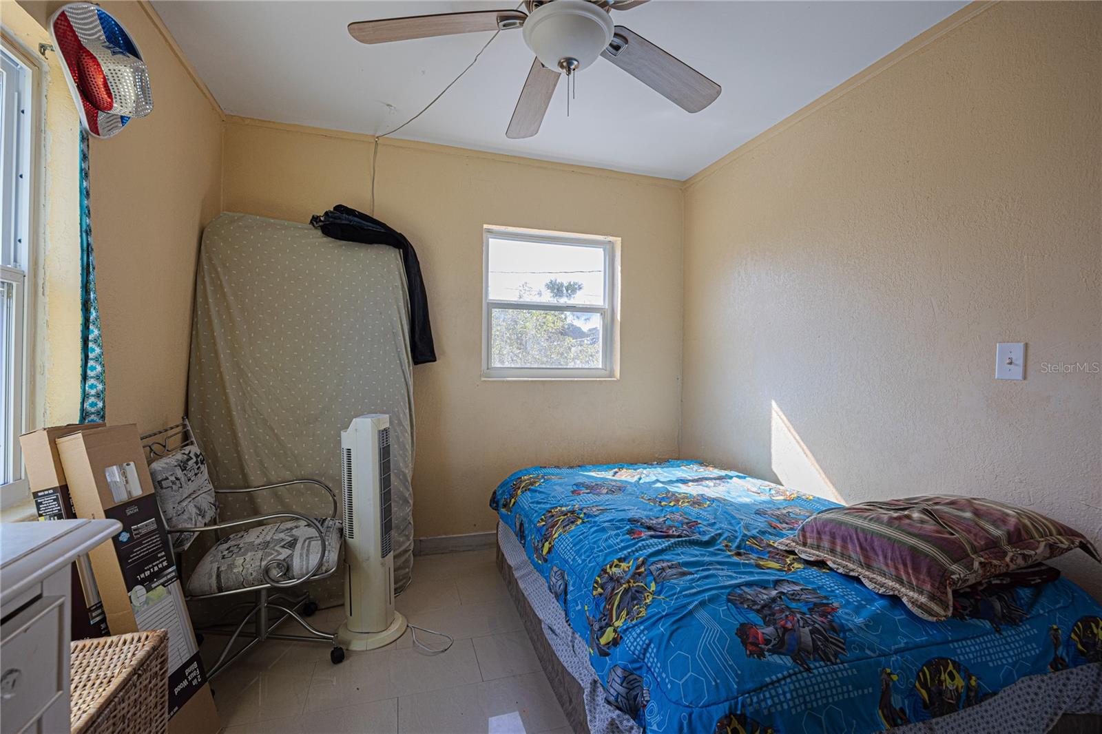 Image 5 of 16 For 646 Bayberry Drive