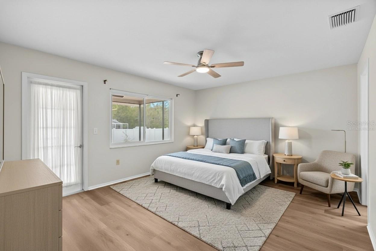 Listing photo id 13 for 10340 Alberta Court