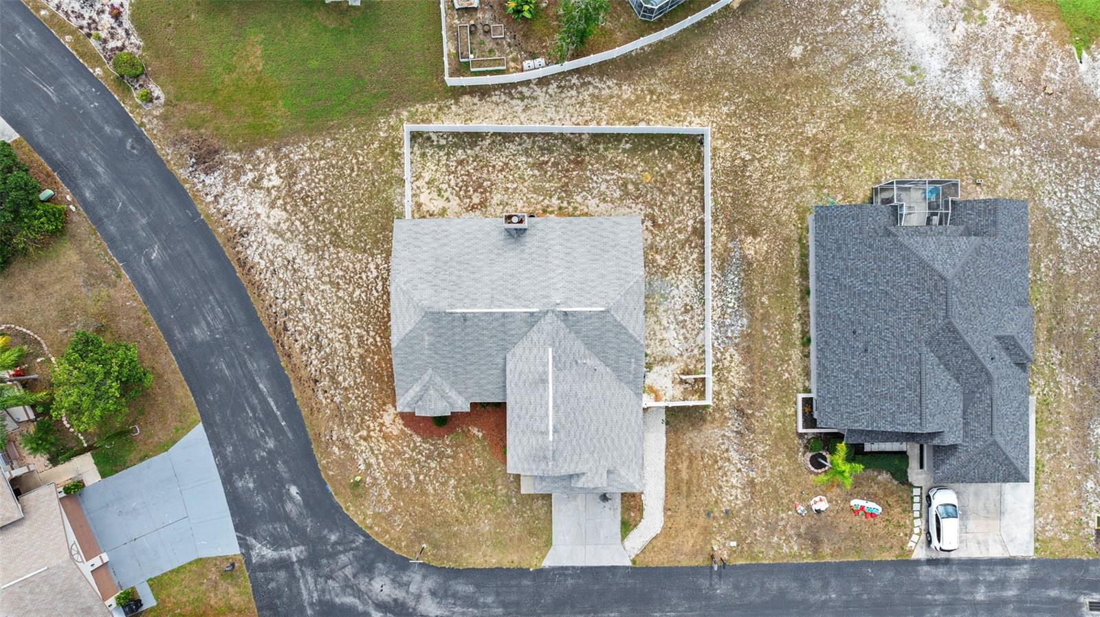 Listing photo id 32 for 10340 Alberta Court