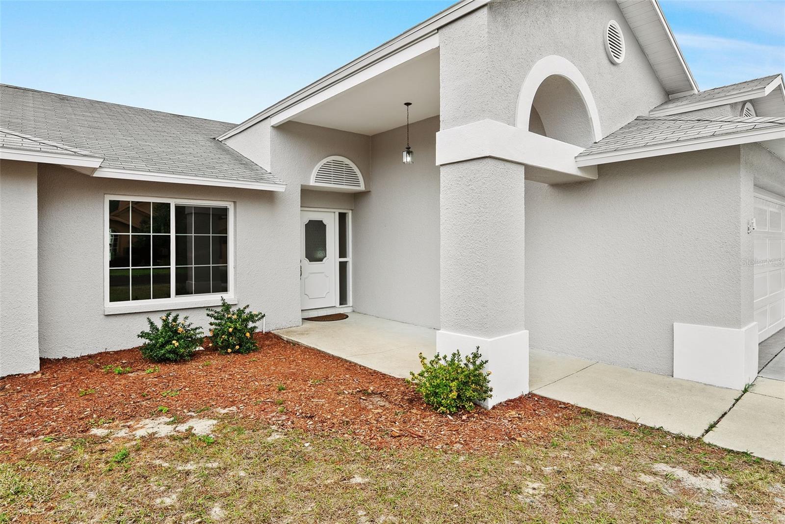 Listing photo id 36 for 10340 Alberta Court