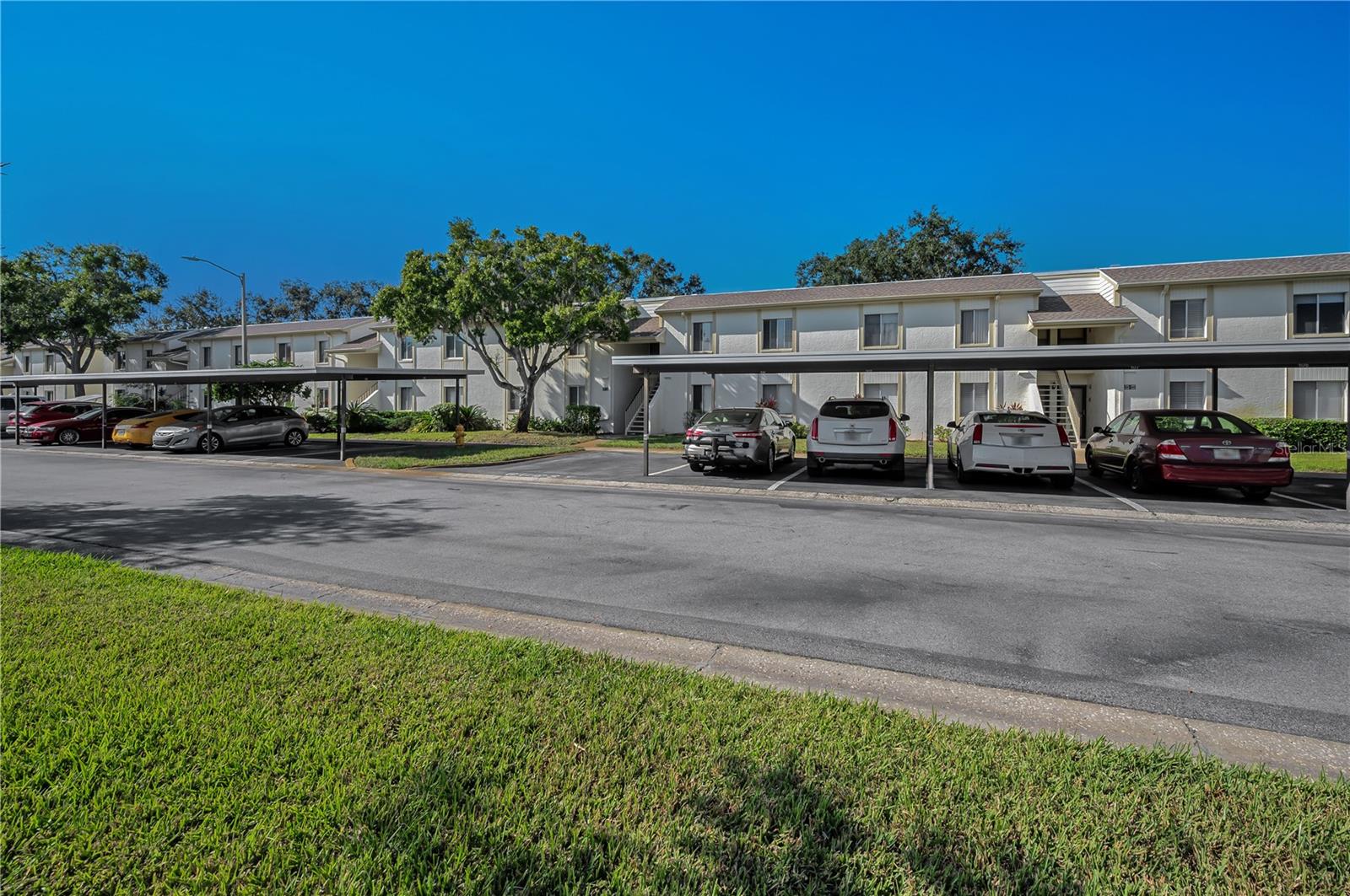 Image 29 of 39 For 110 Cypress Court 3-82