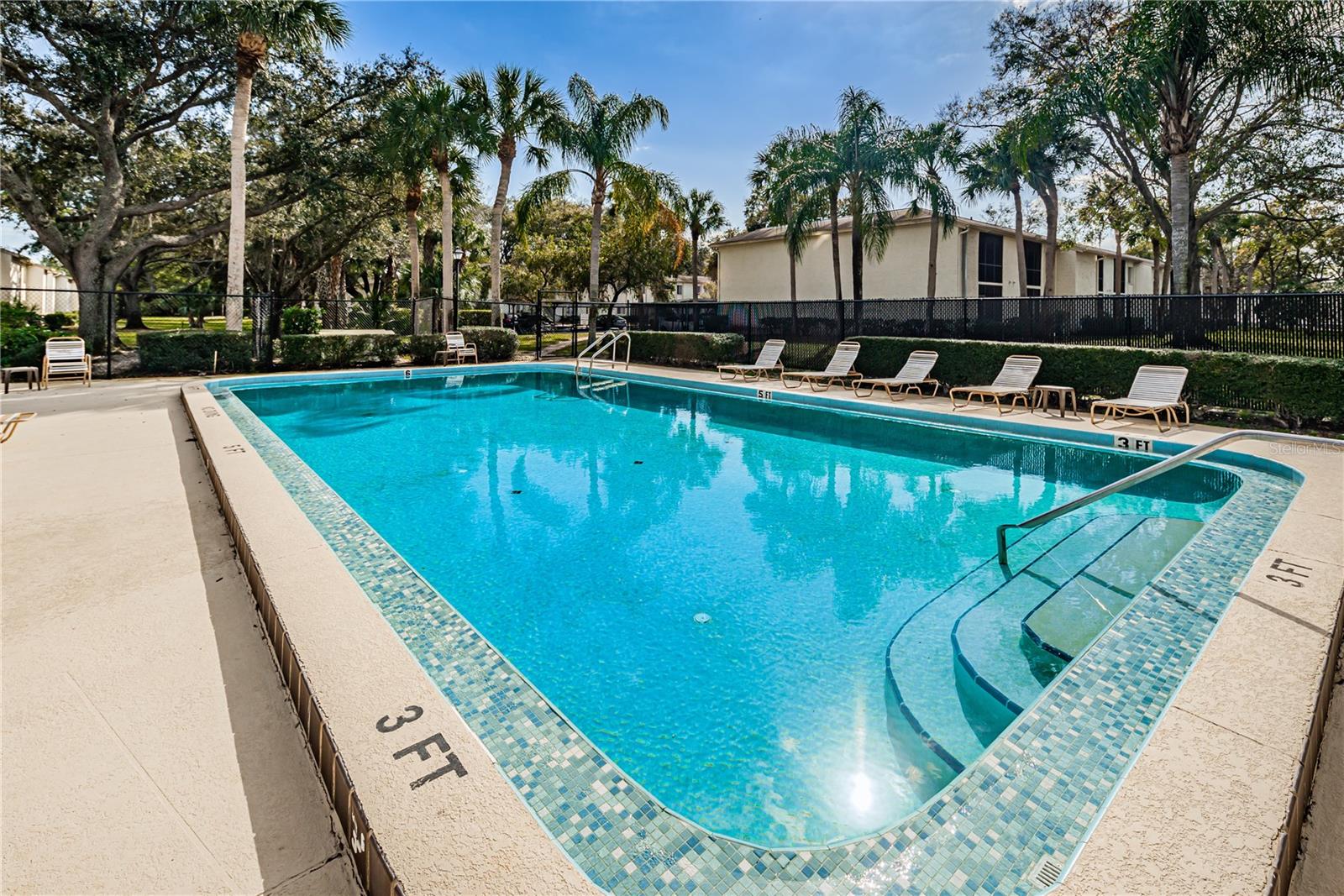 Image 36 of 39 For 110 Cypress Court 3-82