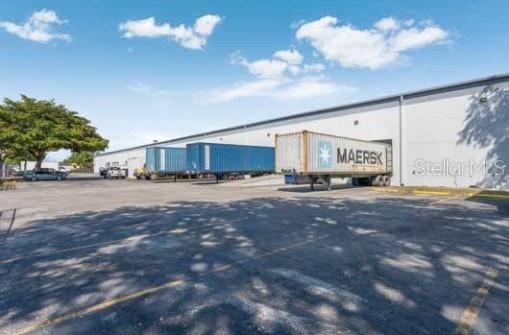 Image 2 of 3 For 4760 165th Street 1