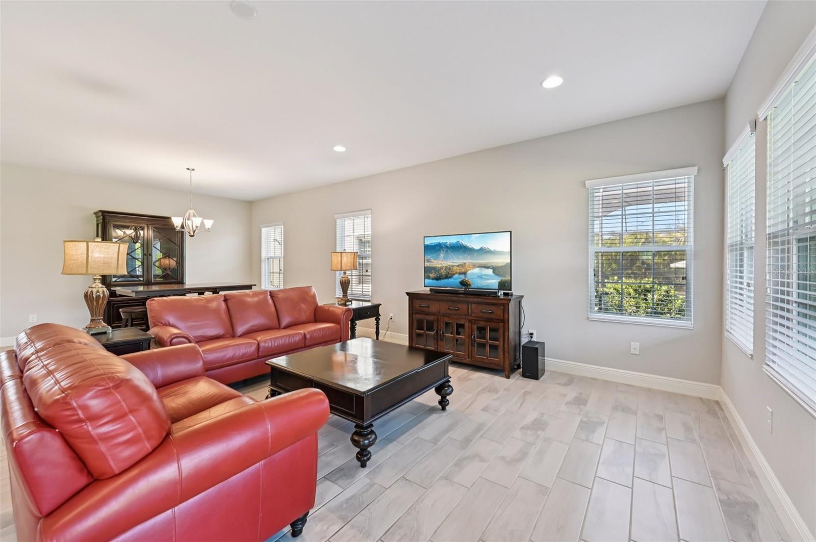 Image 4 of 36 For 7404 Futura Place