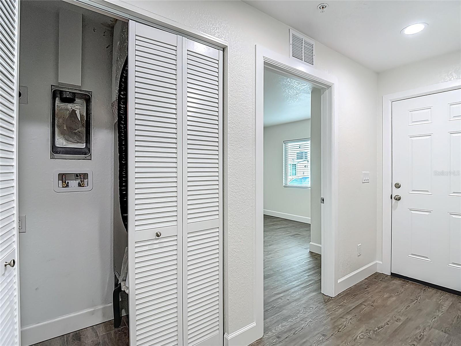 Image 10 of 77 For 401 Boyer Street 2