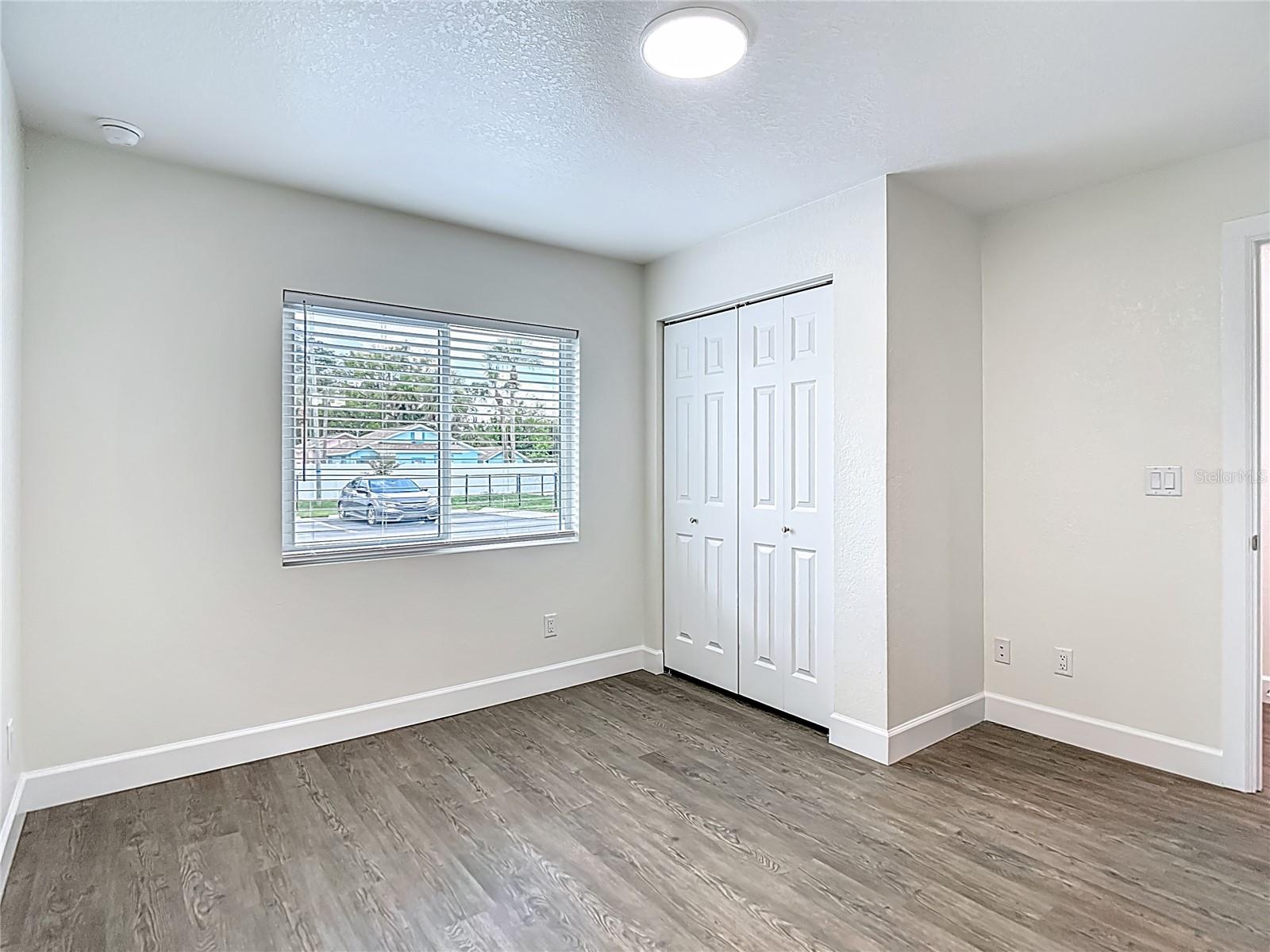 Image 30 of 77 For 401 Boyer Street 2