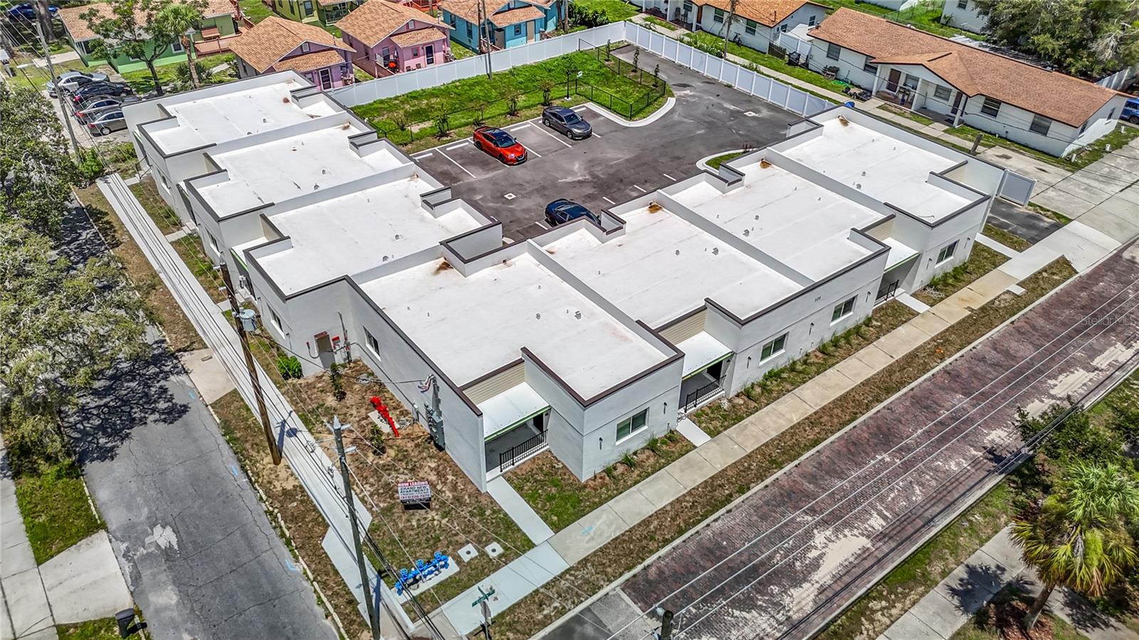 Image 58 of 77 For 401 Boyer Street 2