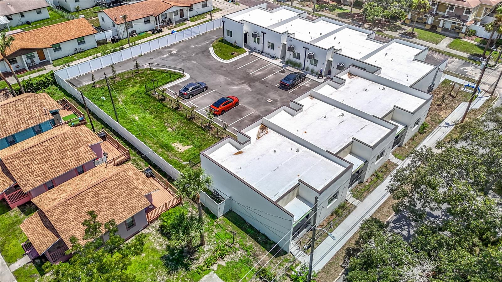 Image 59 of 77 For 401 Boyer Street 2