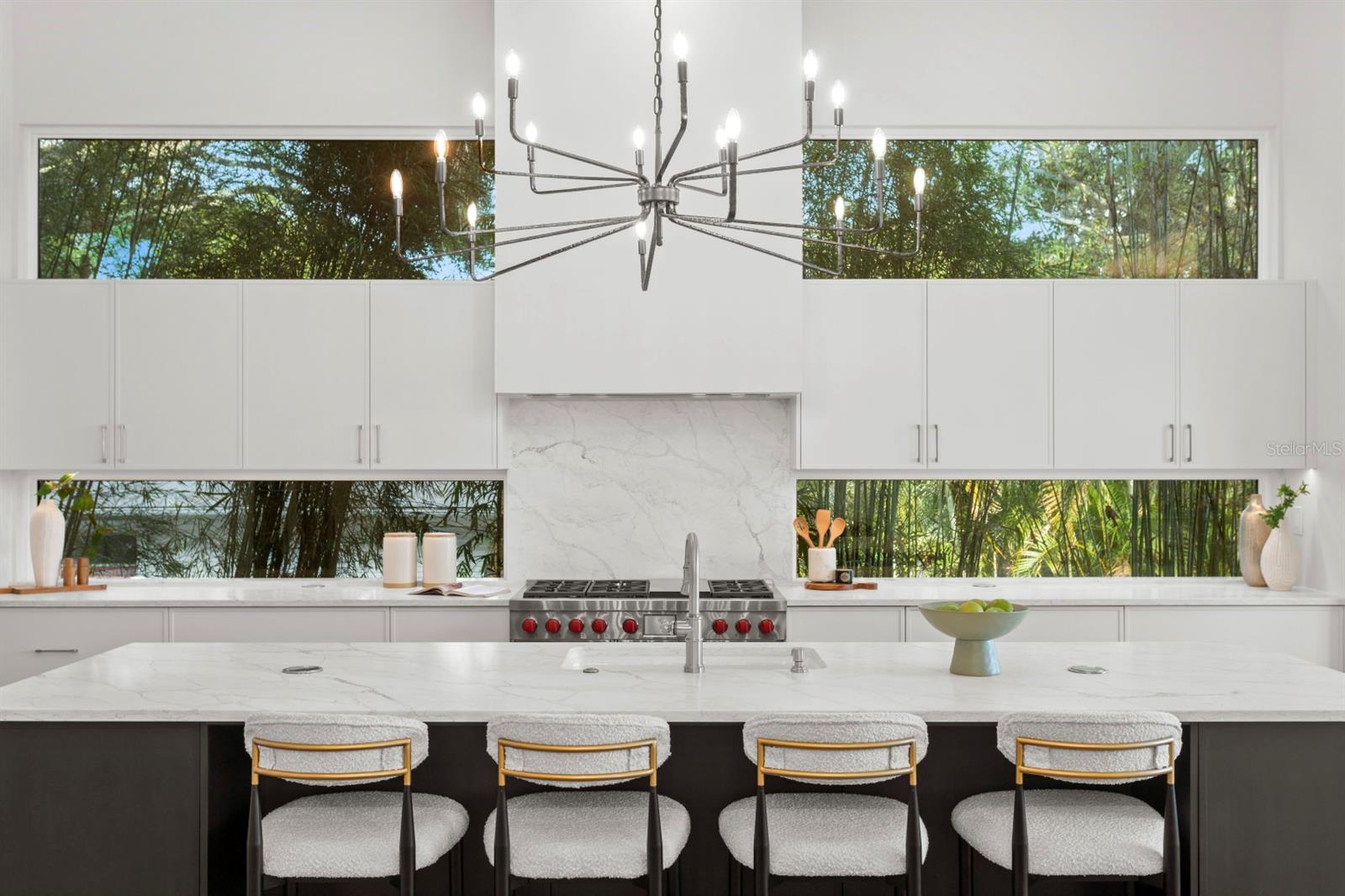 Image 10 of 72 For 4624 San Jose Street