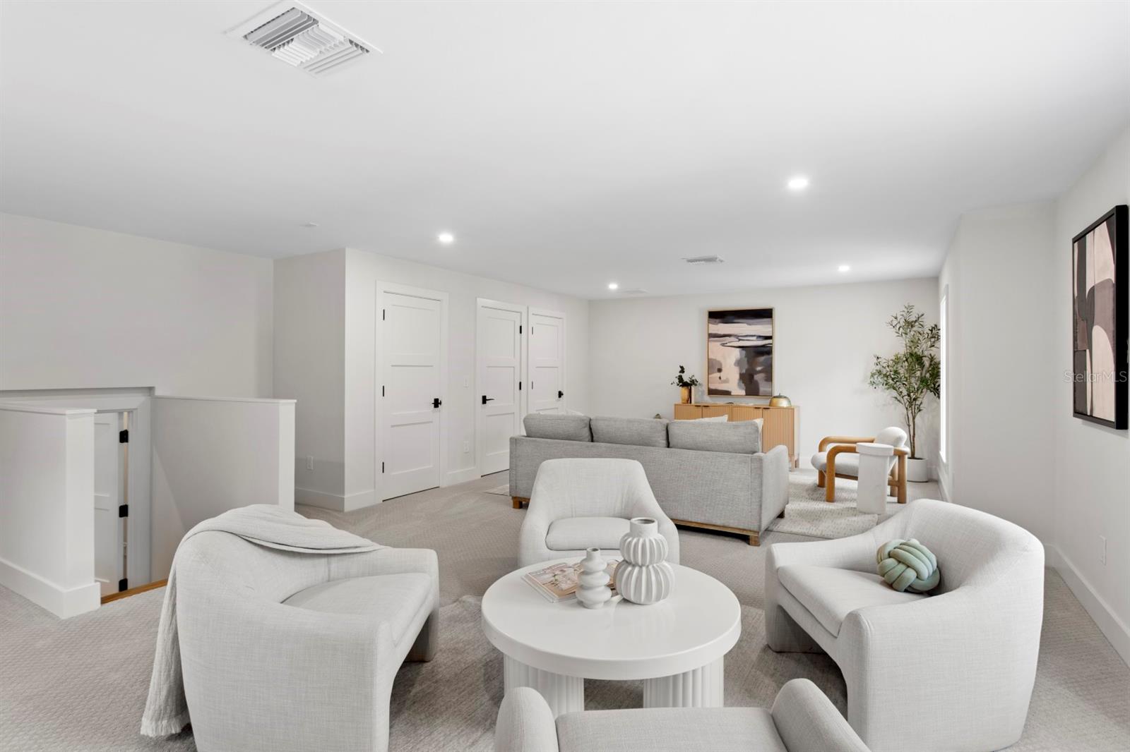 Image 14 of 72 For 4624 San Jose Street