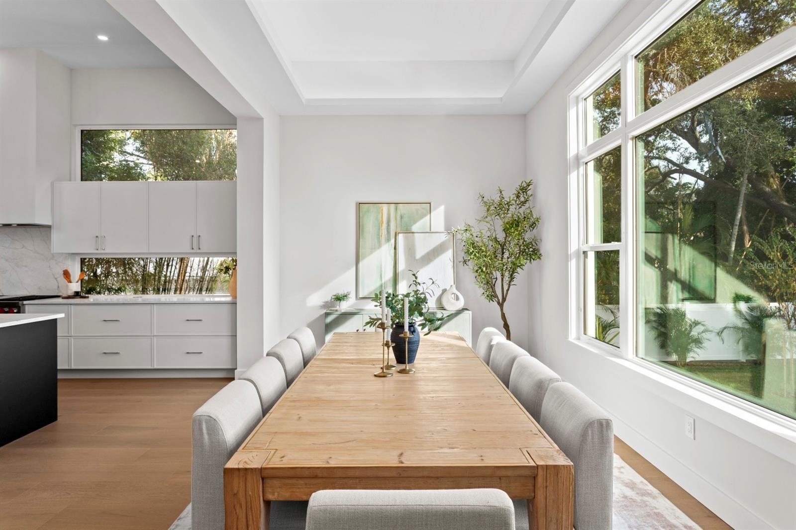 Image 17 of 72 For 4624 San Jose Street