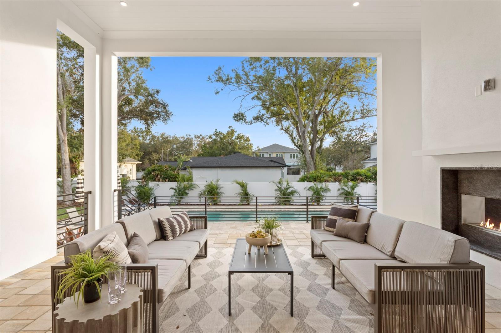 Image 25 of 72 For 4624 San Jose Street