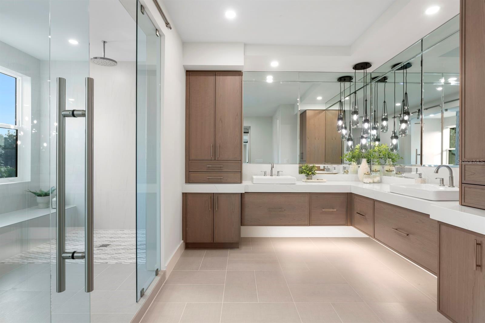 Image 36 of 72 For 4624 San Jose Street