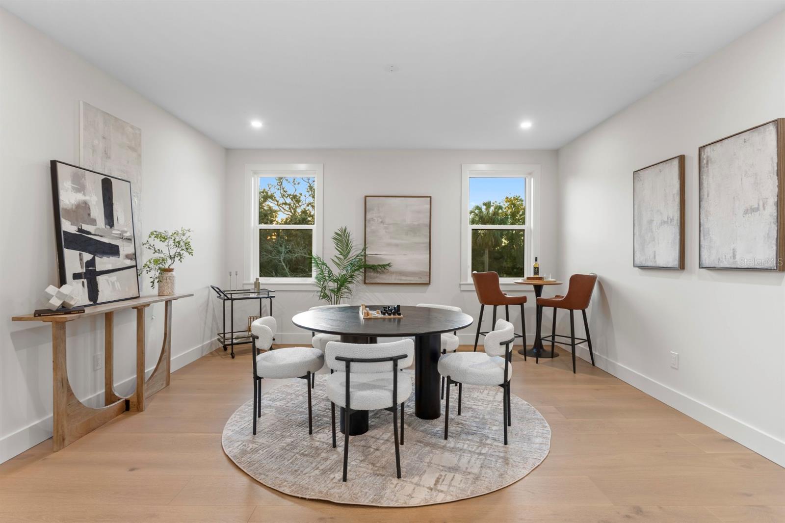 Image 43 of 72 For 4624 San Jose Street