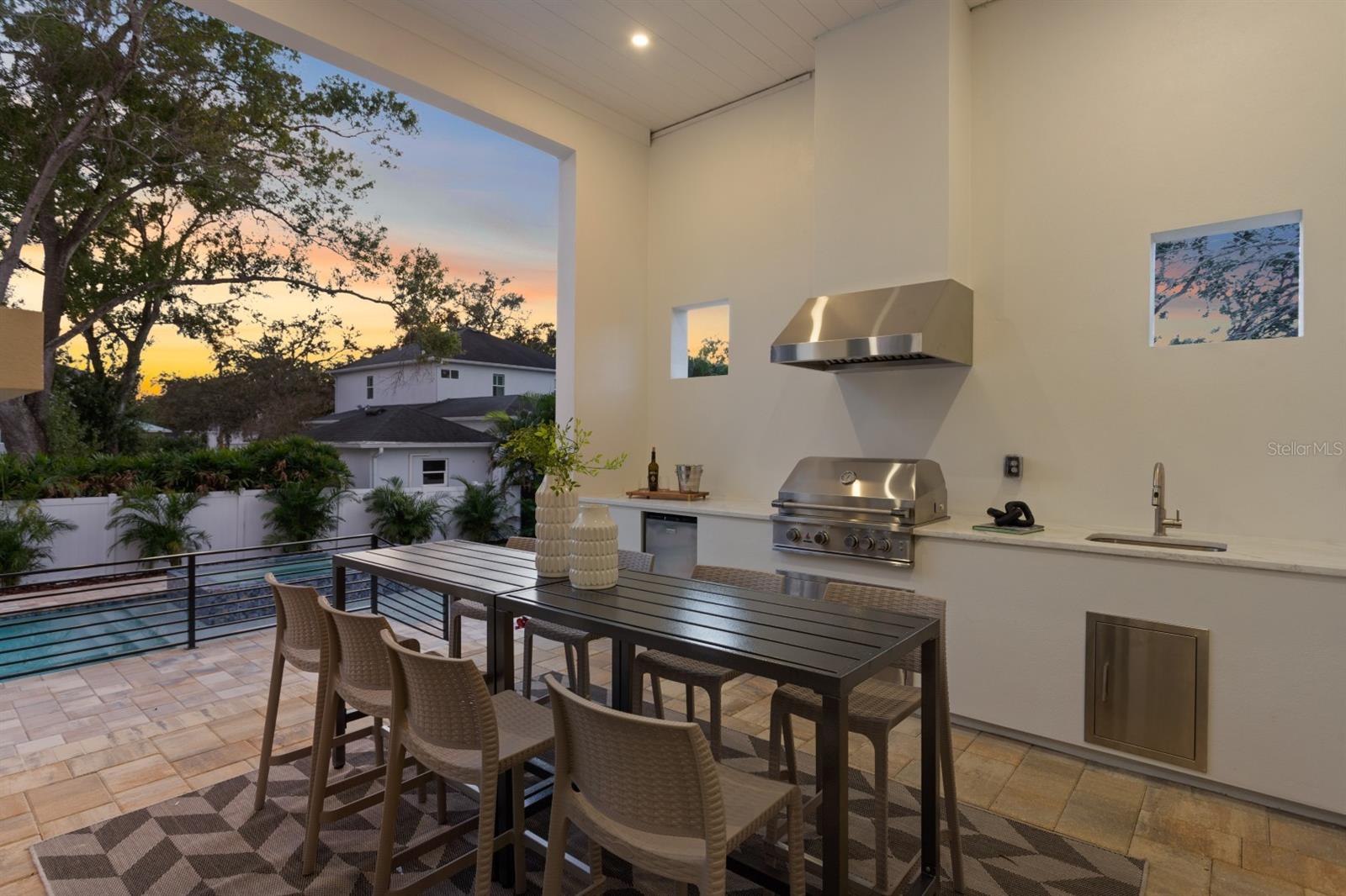 Image 46 of 72 For 4624 San Jose Street