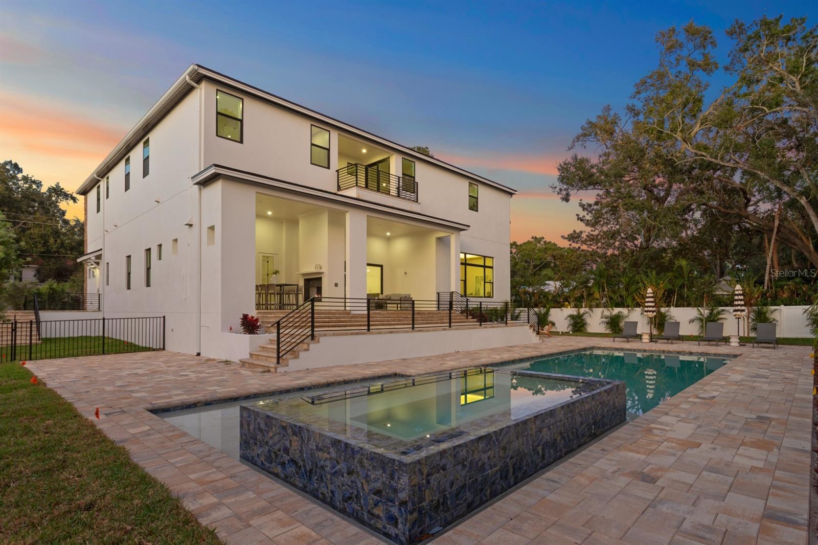 Image 50 of 72 For 4624 San Jose Street