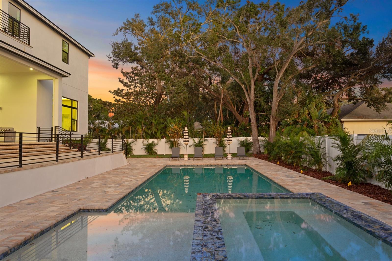 Image 51 of 72 For 4624 San Jose Street