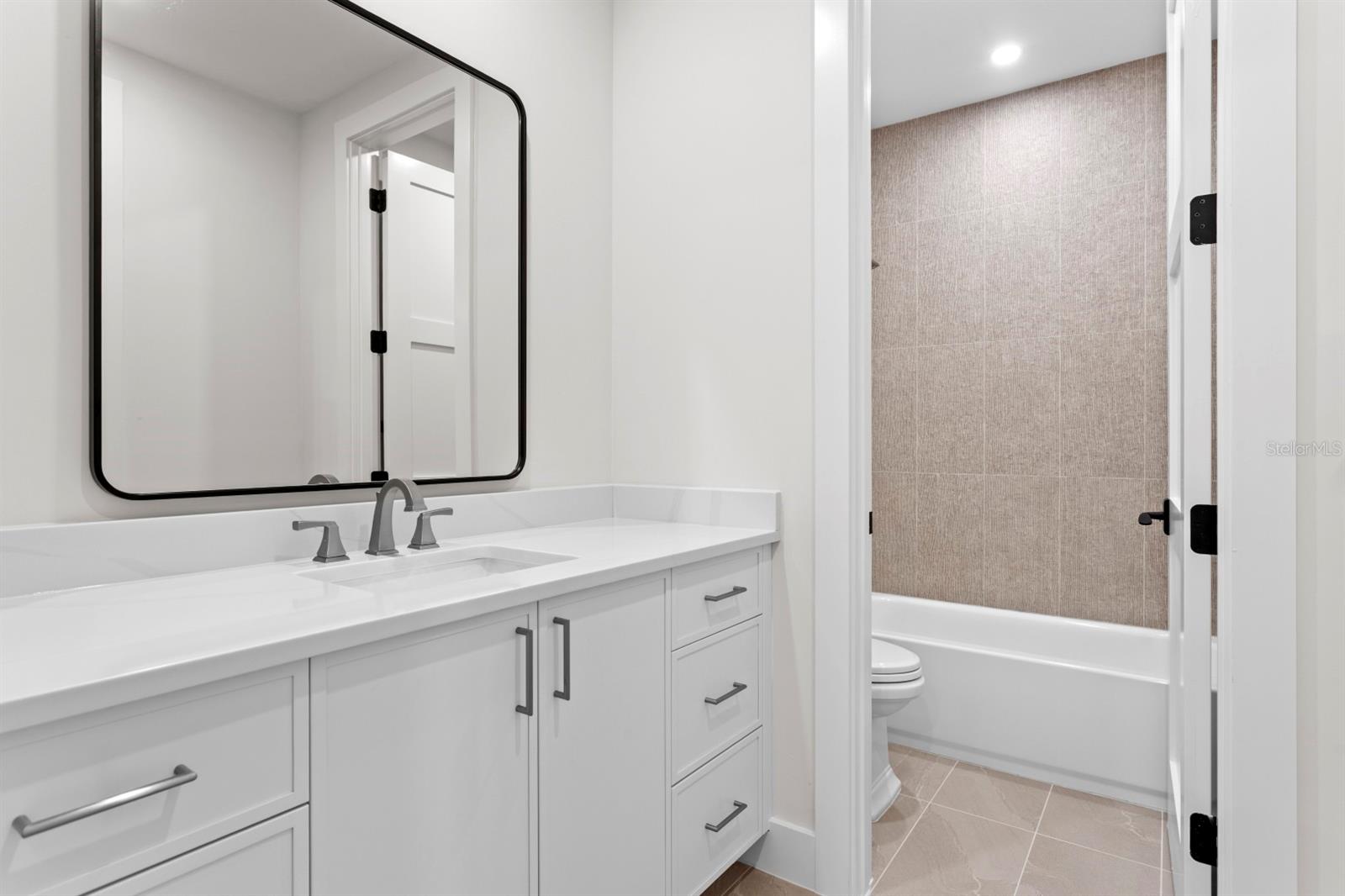 Image 66 of 72 For 4624 San Jose Street