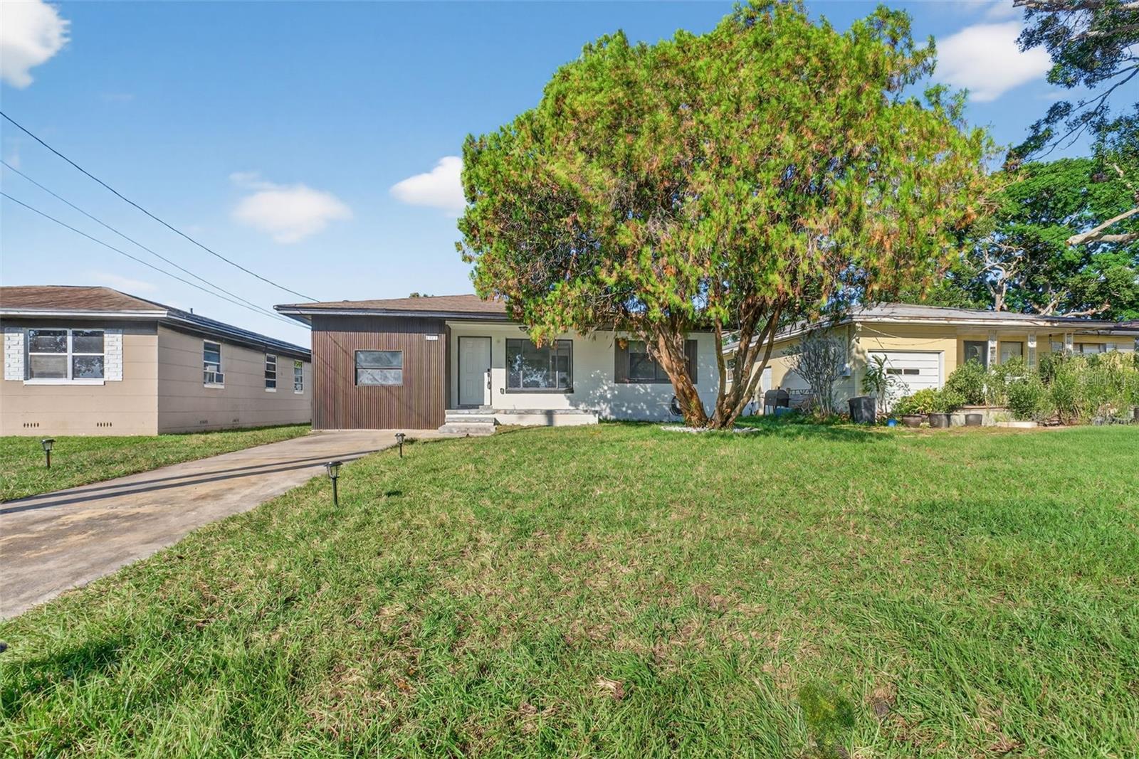 Details for 2401 42nd Street S, ST PETERSBURG, FL 33711