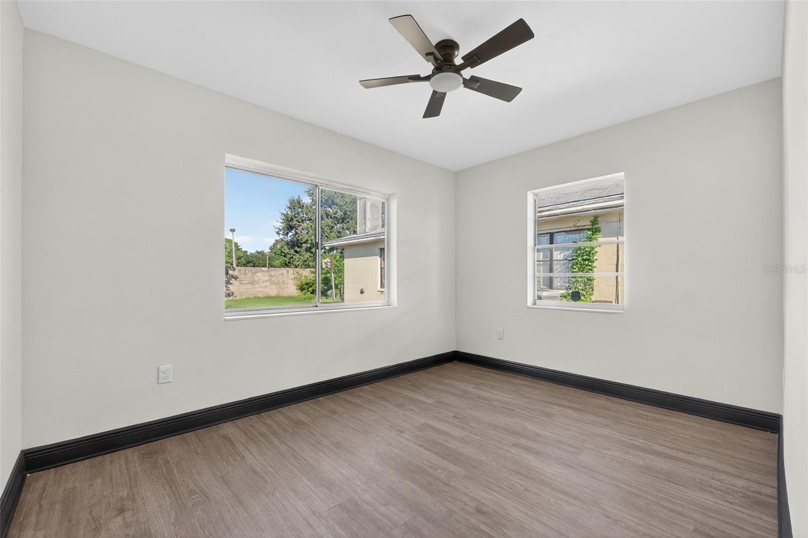 Image 26 of 48 For 2401 42nd Street S