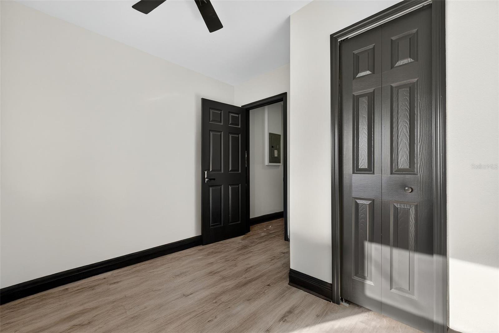 Image 34 of 48 For 2401 42nd Street S