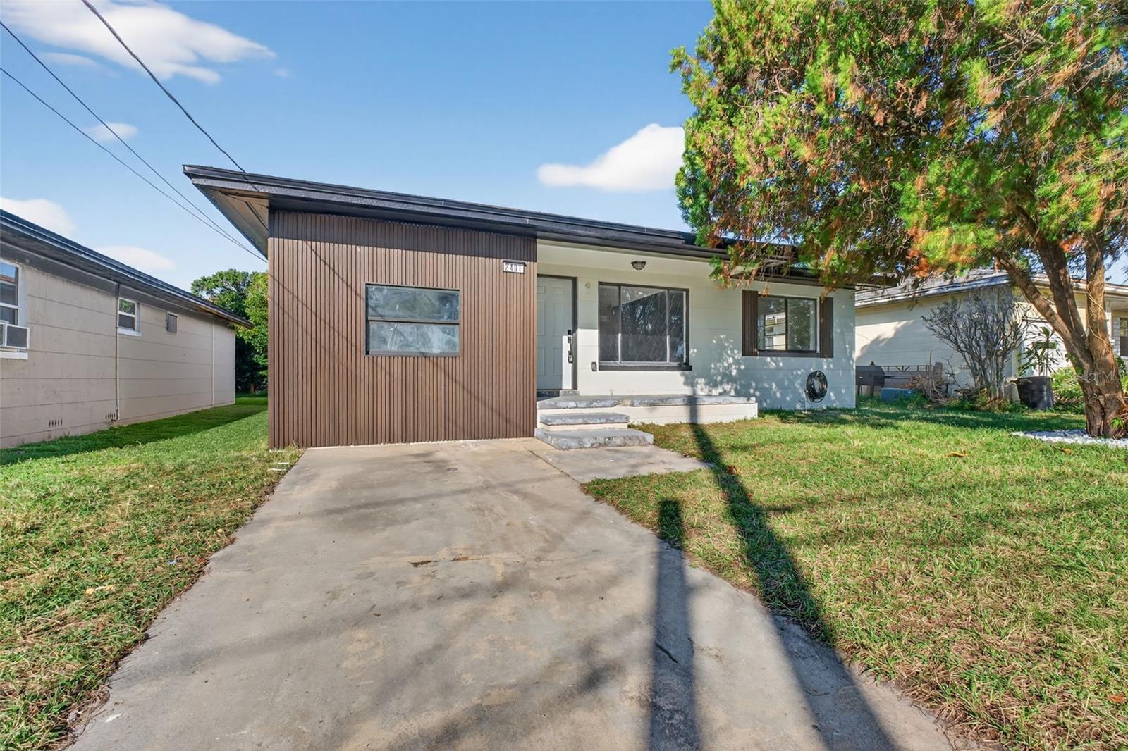 Image 40 of 48 For 2401 42nd Street S