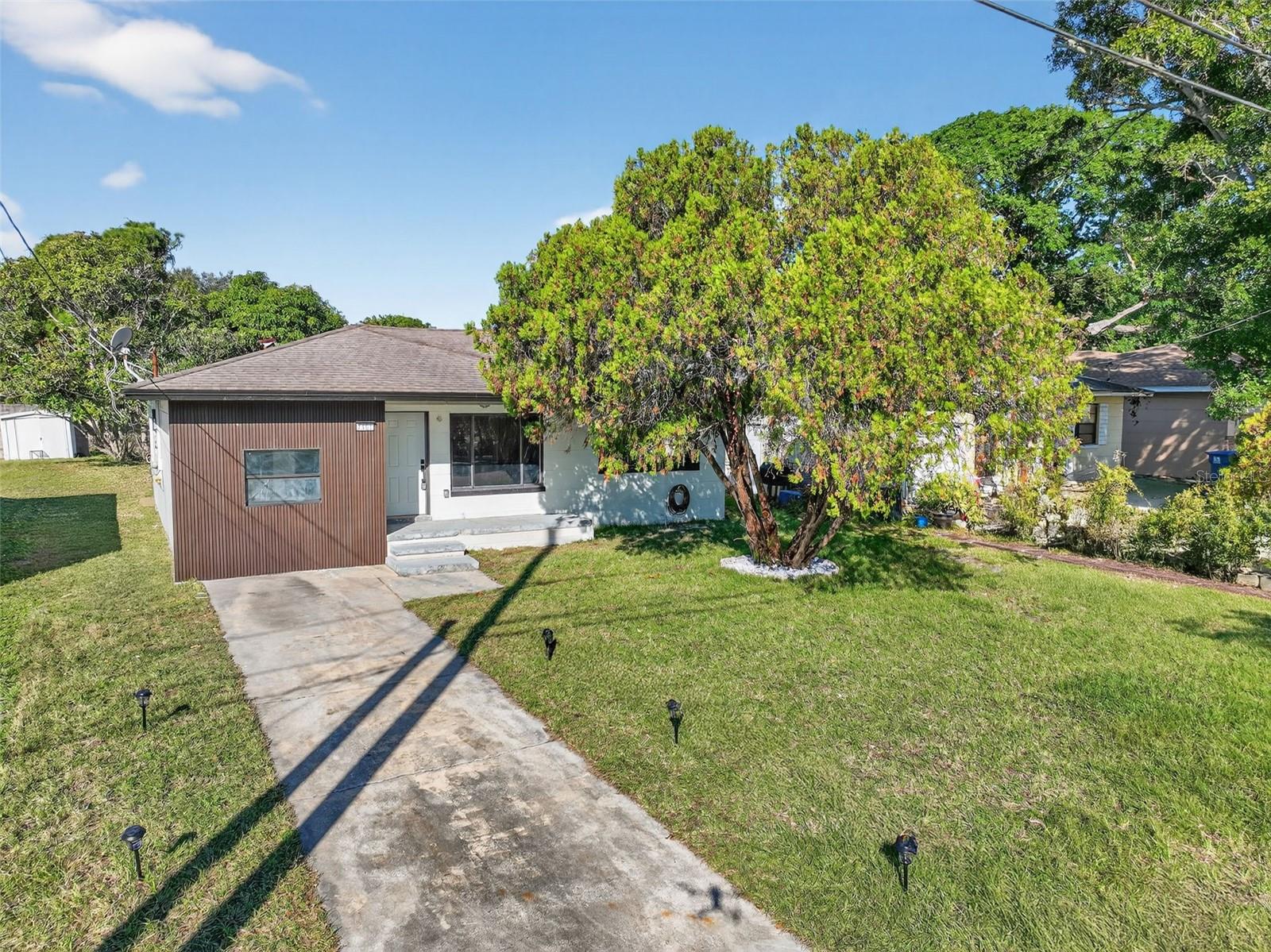 Image 43 of 48 For 2401 42nd Street S