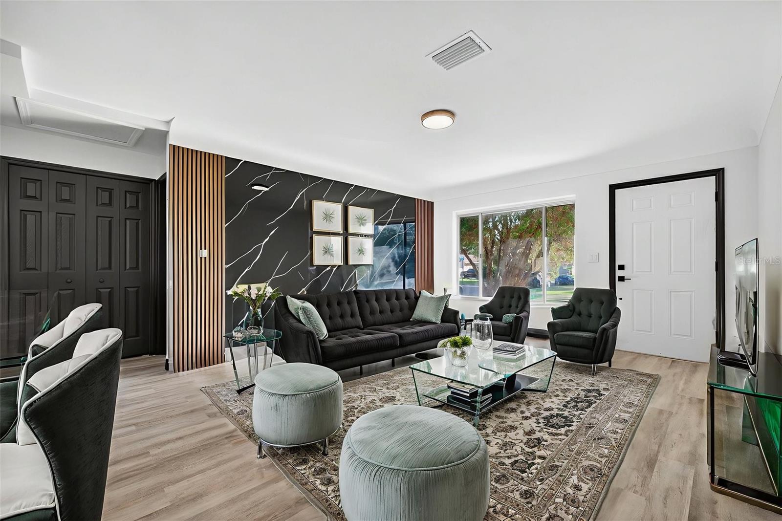 Image 7 of 48 For 2401 42nd Street S