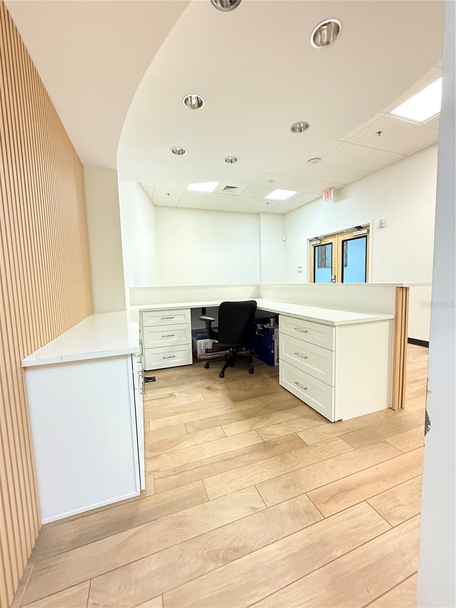 Listing photo id 2 for 5402 Laurel Street 109 & 220