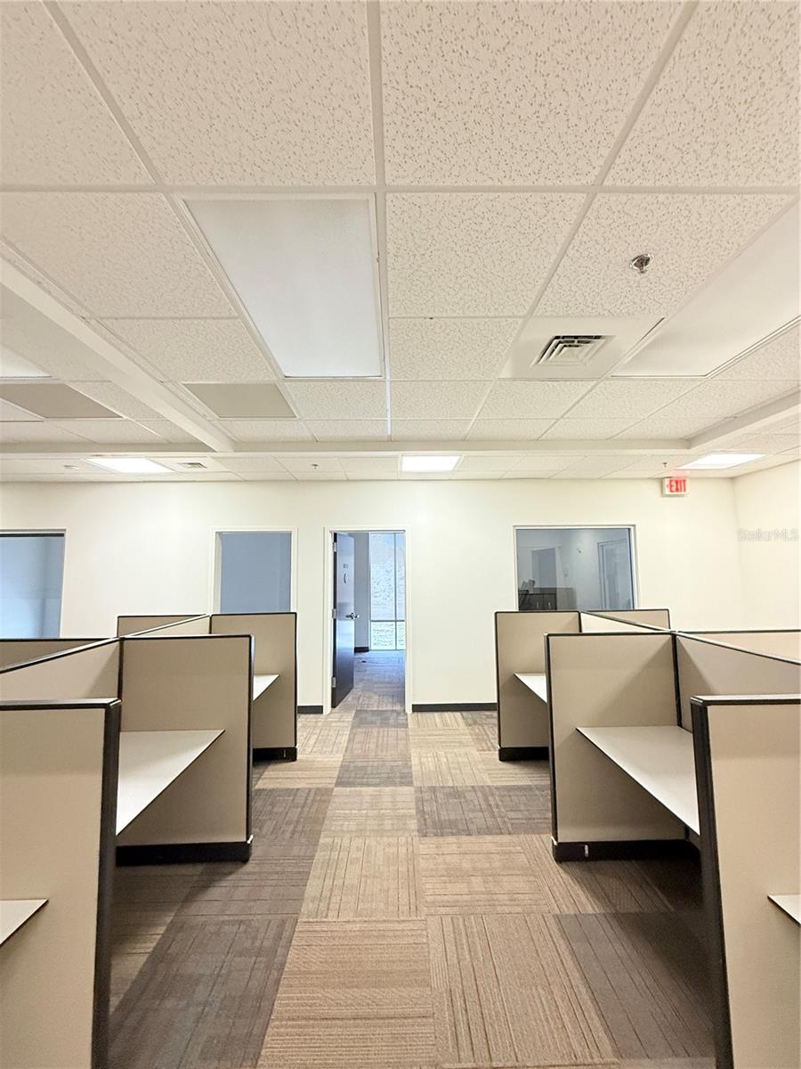 Listing photo id 4 for 5402 Laurel Street 109 & 220