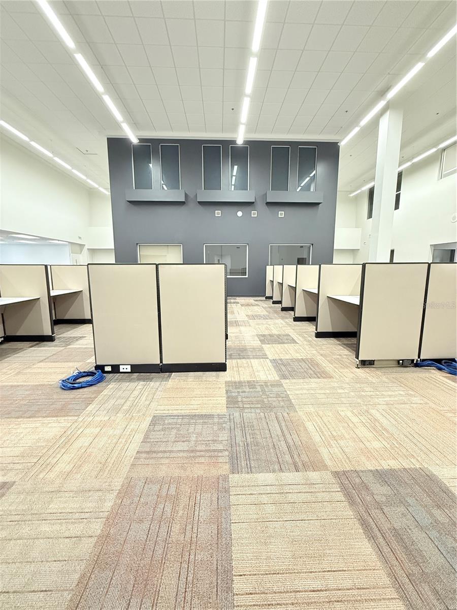 Listing photo id 6 for 5402 Laurel Street 109 & 220