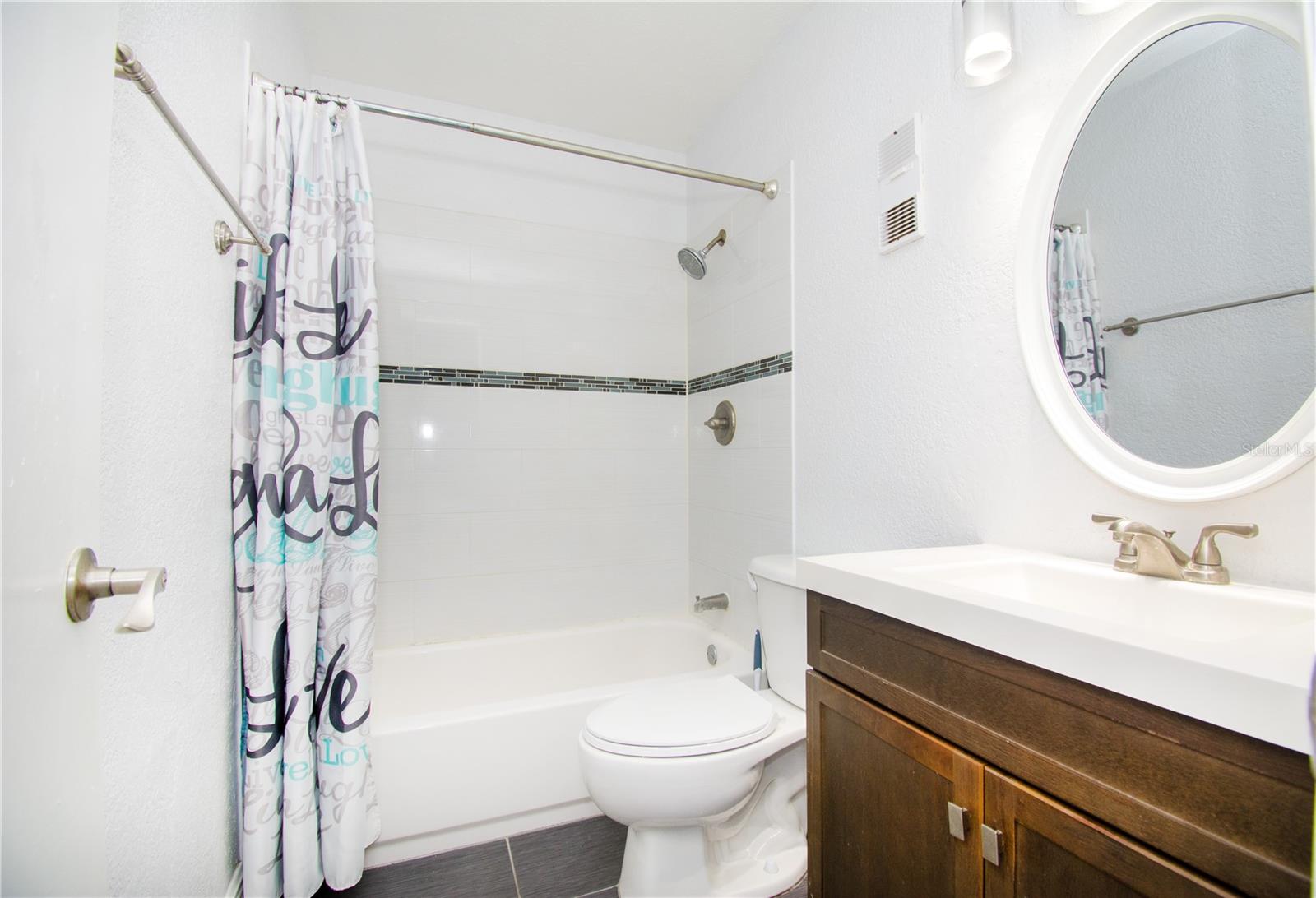 Listing photo id 9 for 13830 Orange Sunset Drive 202