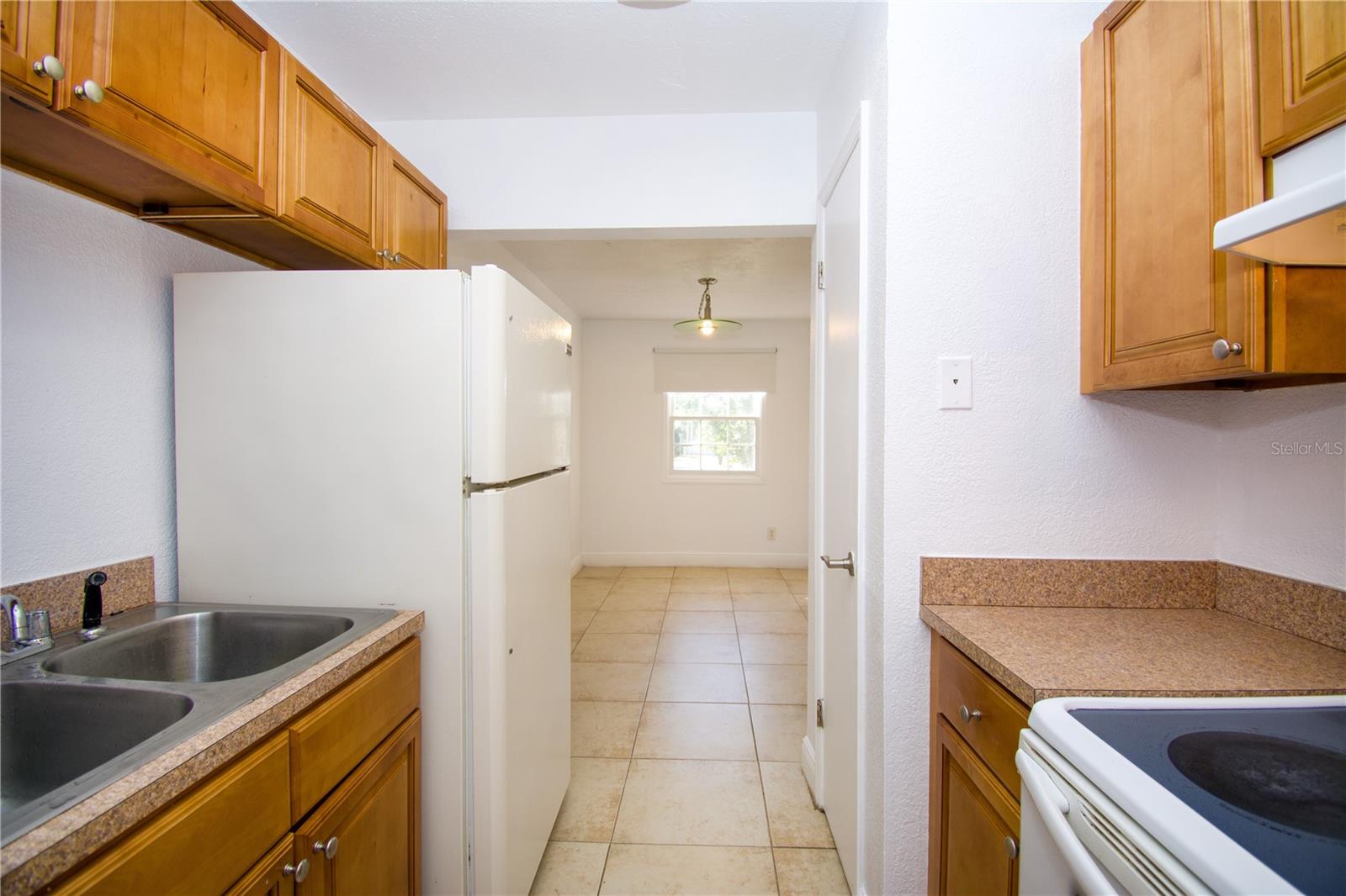 Listing photo id 11 for 13830 Orange Sunset Drive 202