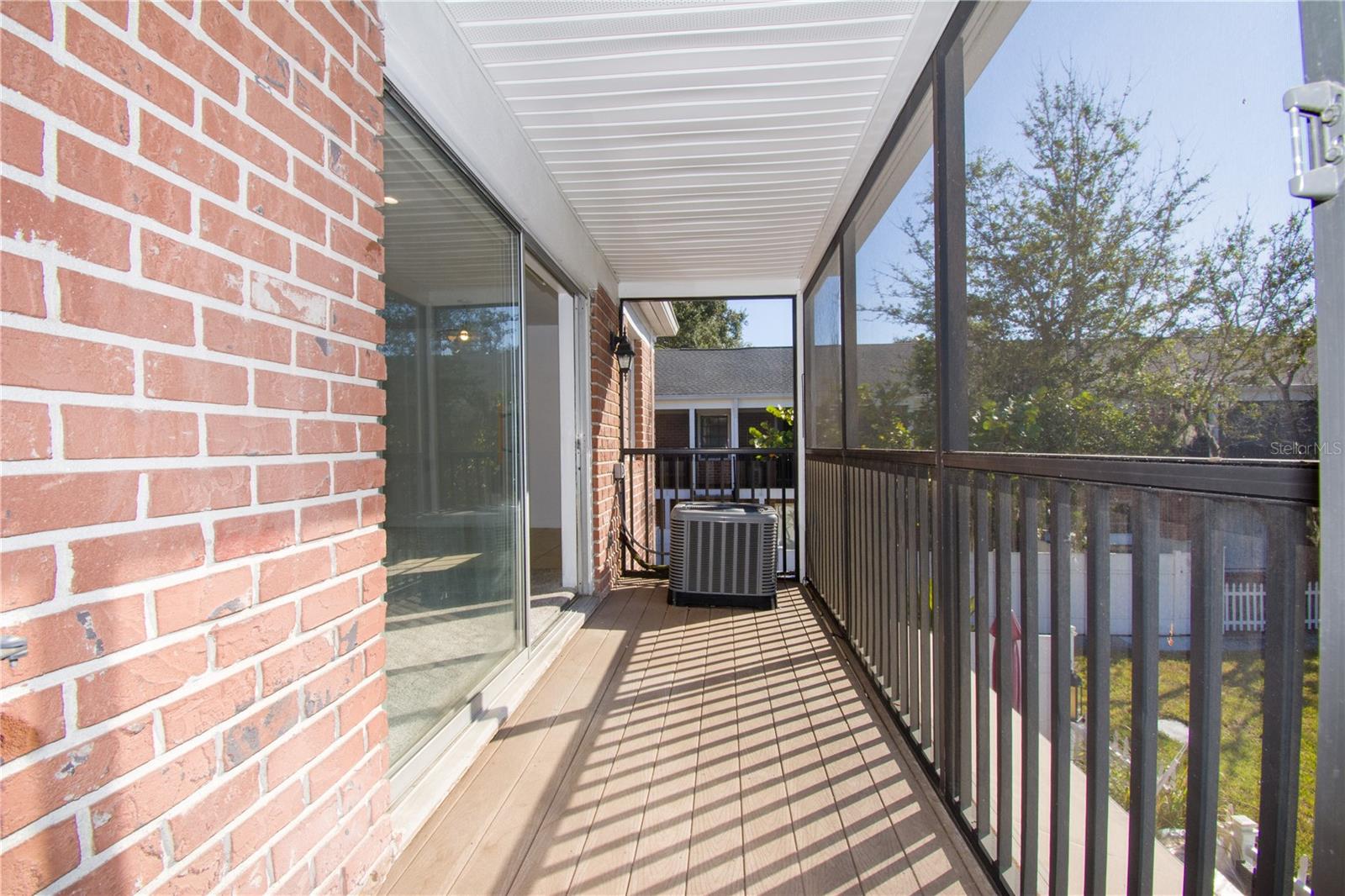 Listing photo id 16 for 13830 Orange Sunset Drive 202