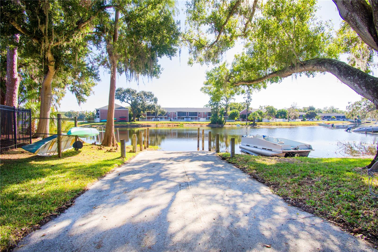 Listing photo id 32 for 13830 Orange Sunset Drive 202