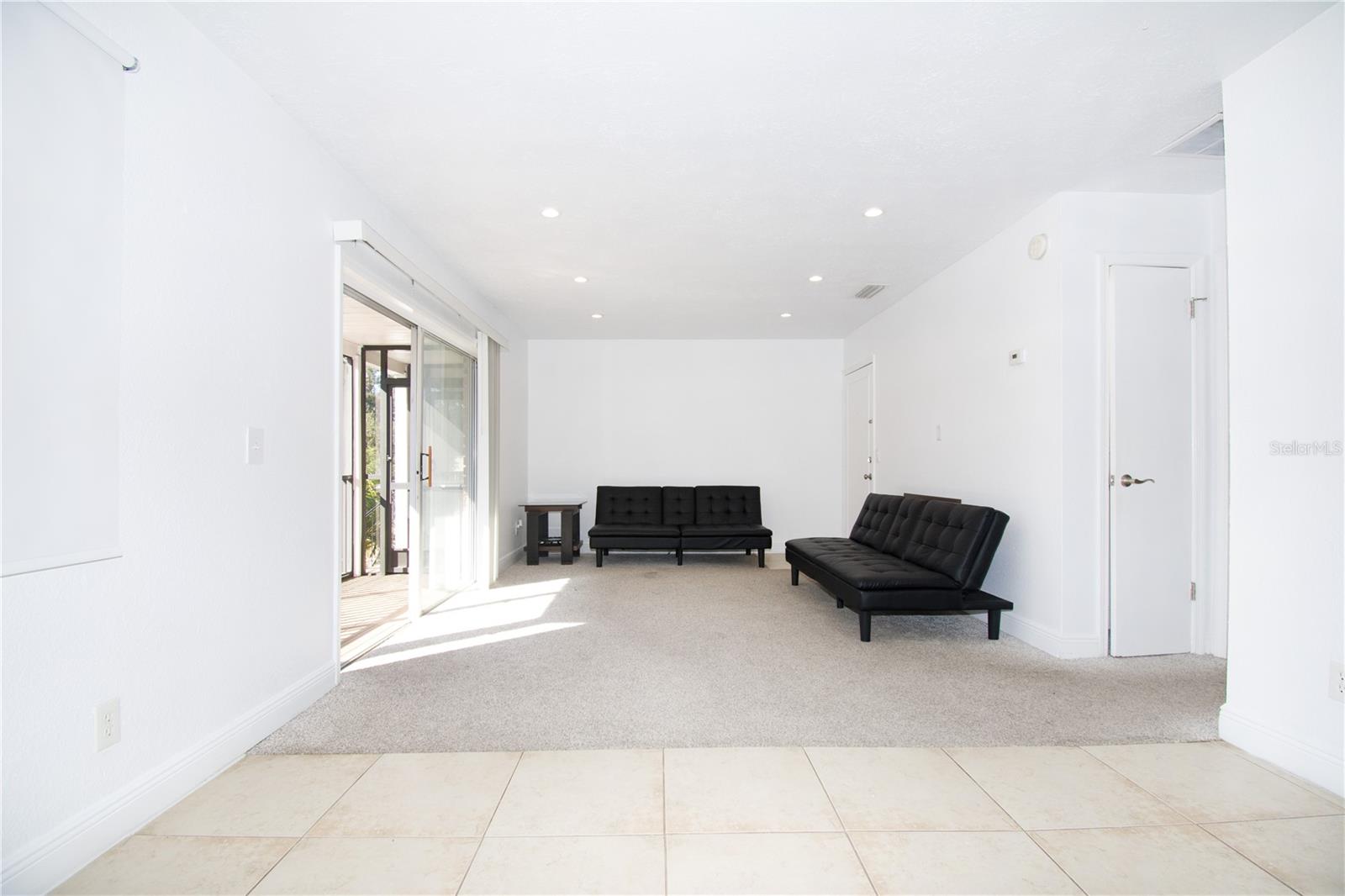 Listing photo id 3 for 13830 Orange Sunset Drive 202