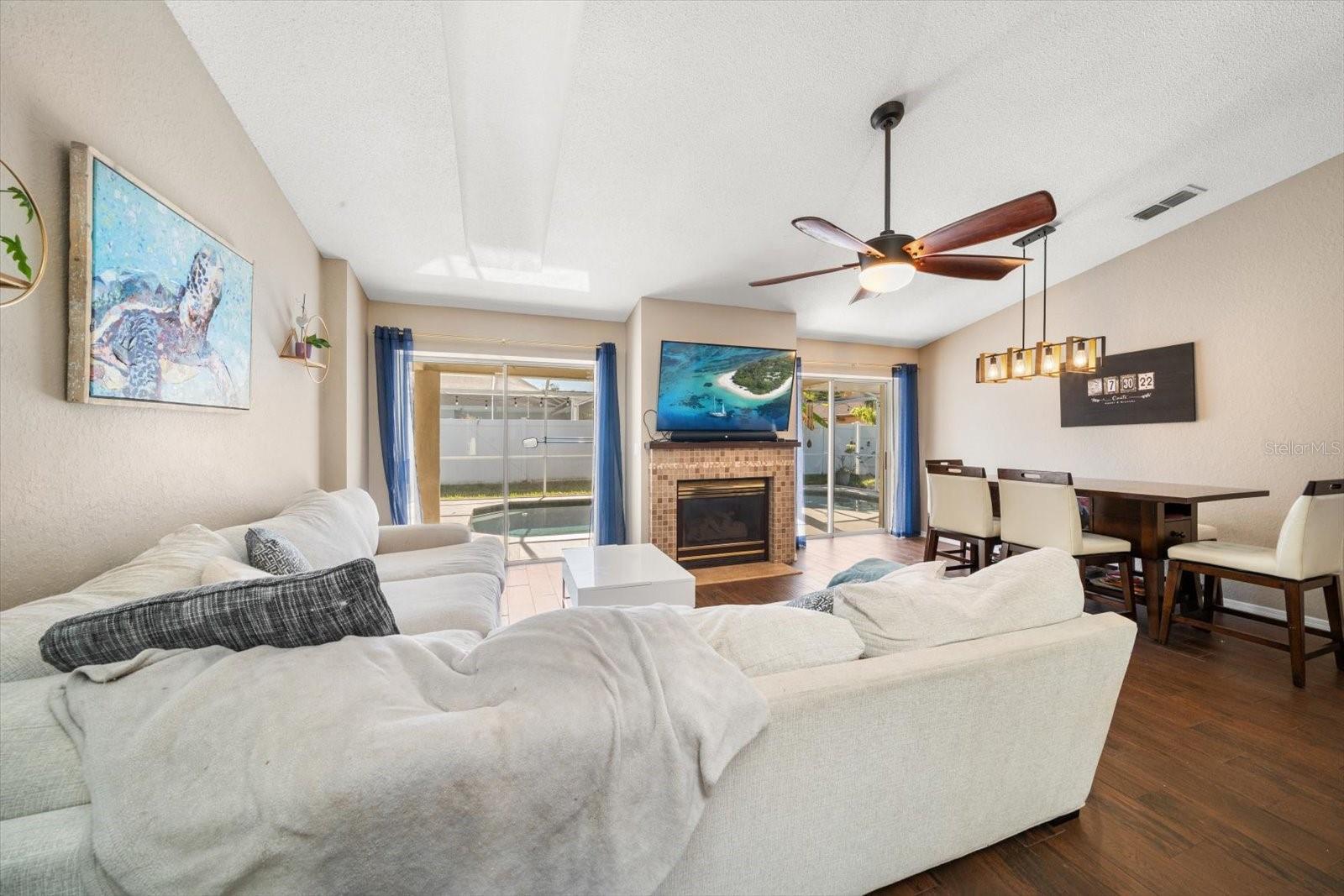 Image 4 of 30 For 3610 103rd Avenue N