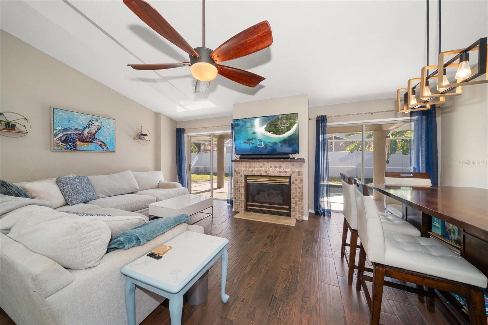 Image 5 of 30 For 3610 103rd Avenue N