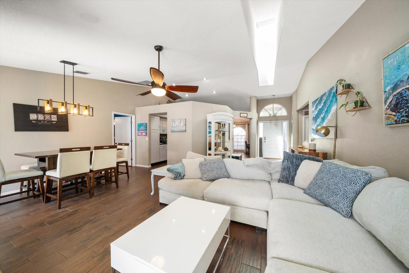 Image 6 of 30 For 3610 103rd Avenue N