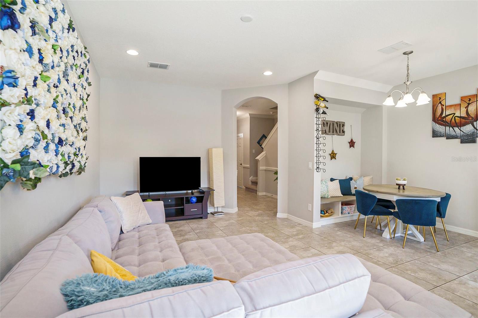 Image 5 of 29 For 1603 Vineyard Lane