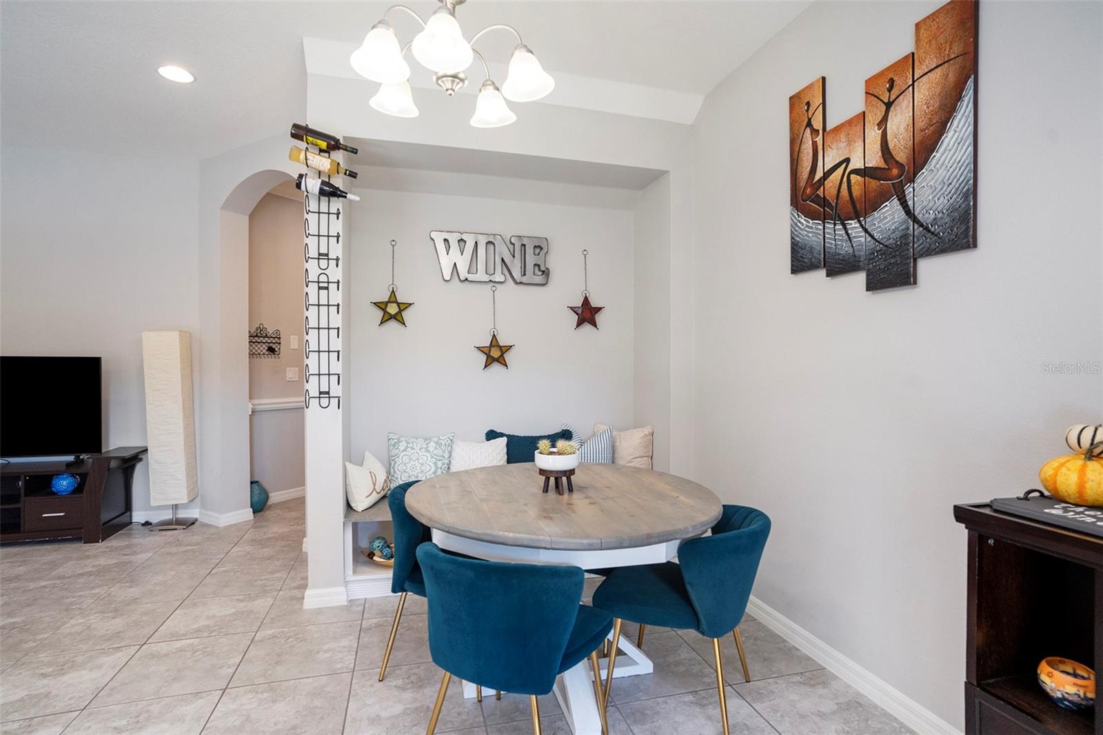 Image 8 of 29 For 1603 Vineyard Lane