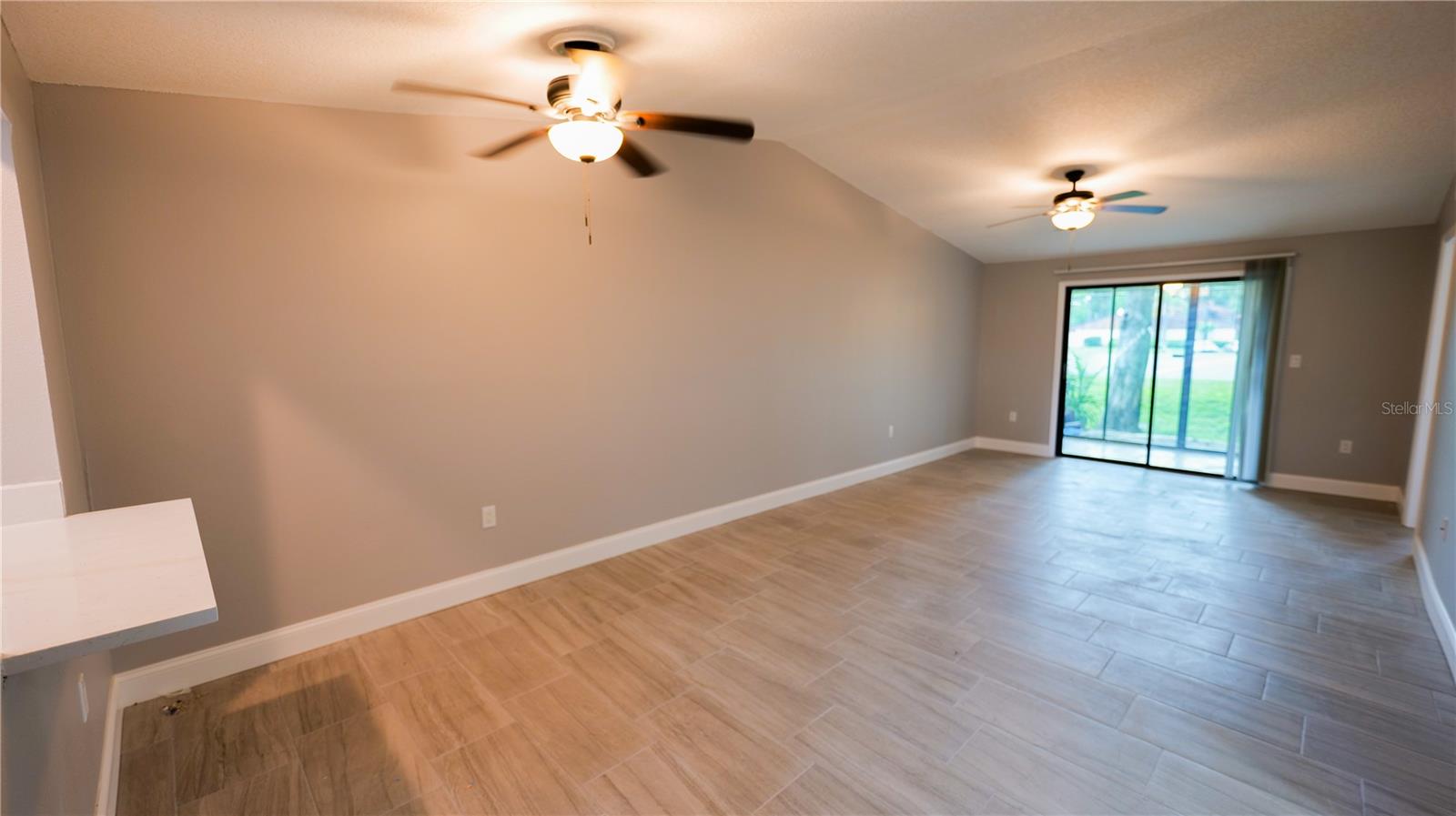 Image 10 of 13 For 1917 Peppermill Drive 1917