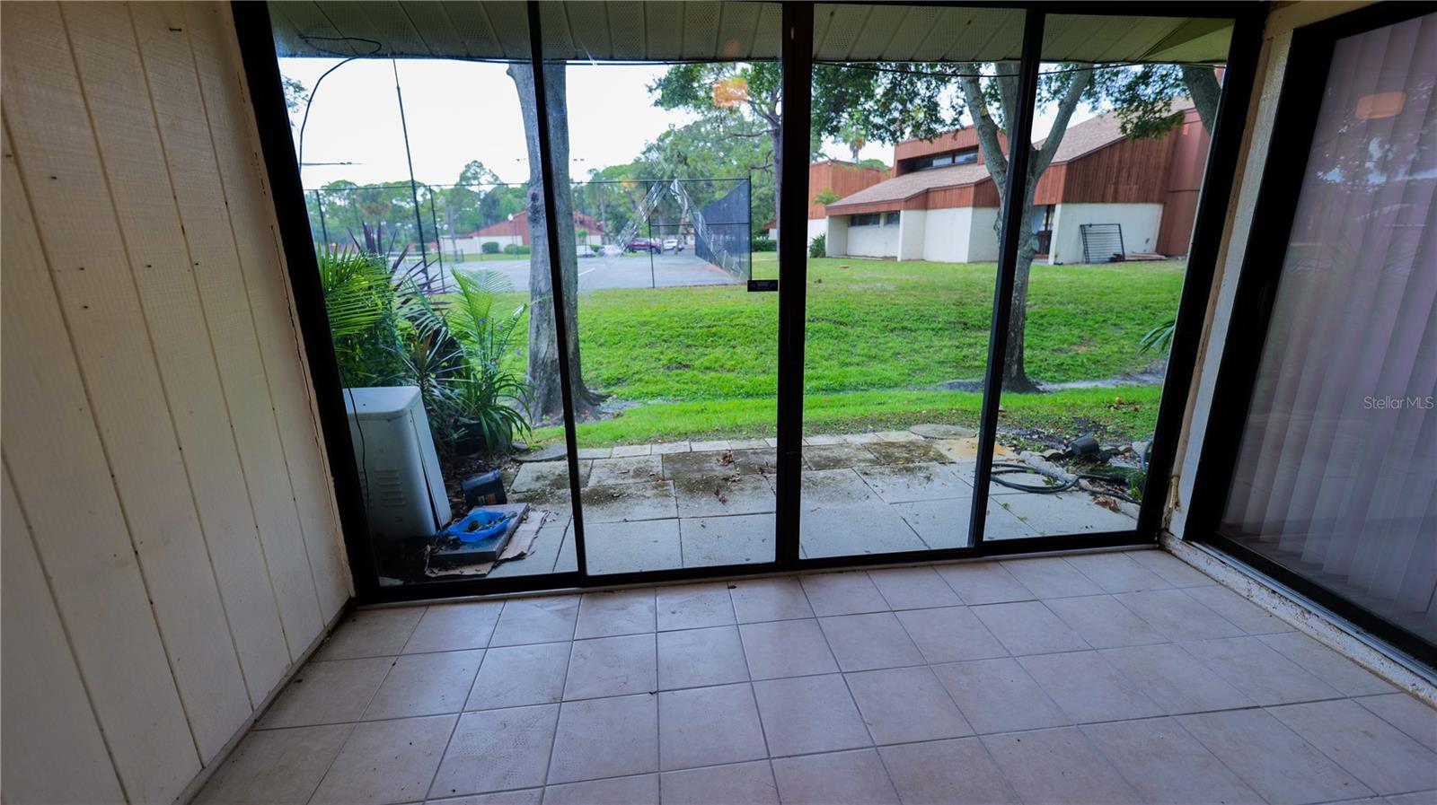 Image 6 of 13 For 1917 Peppermill Drive 1917