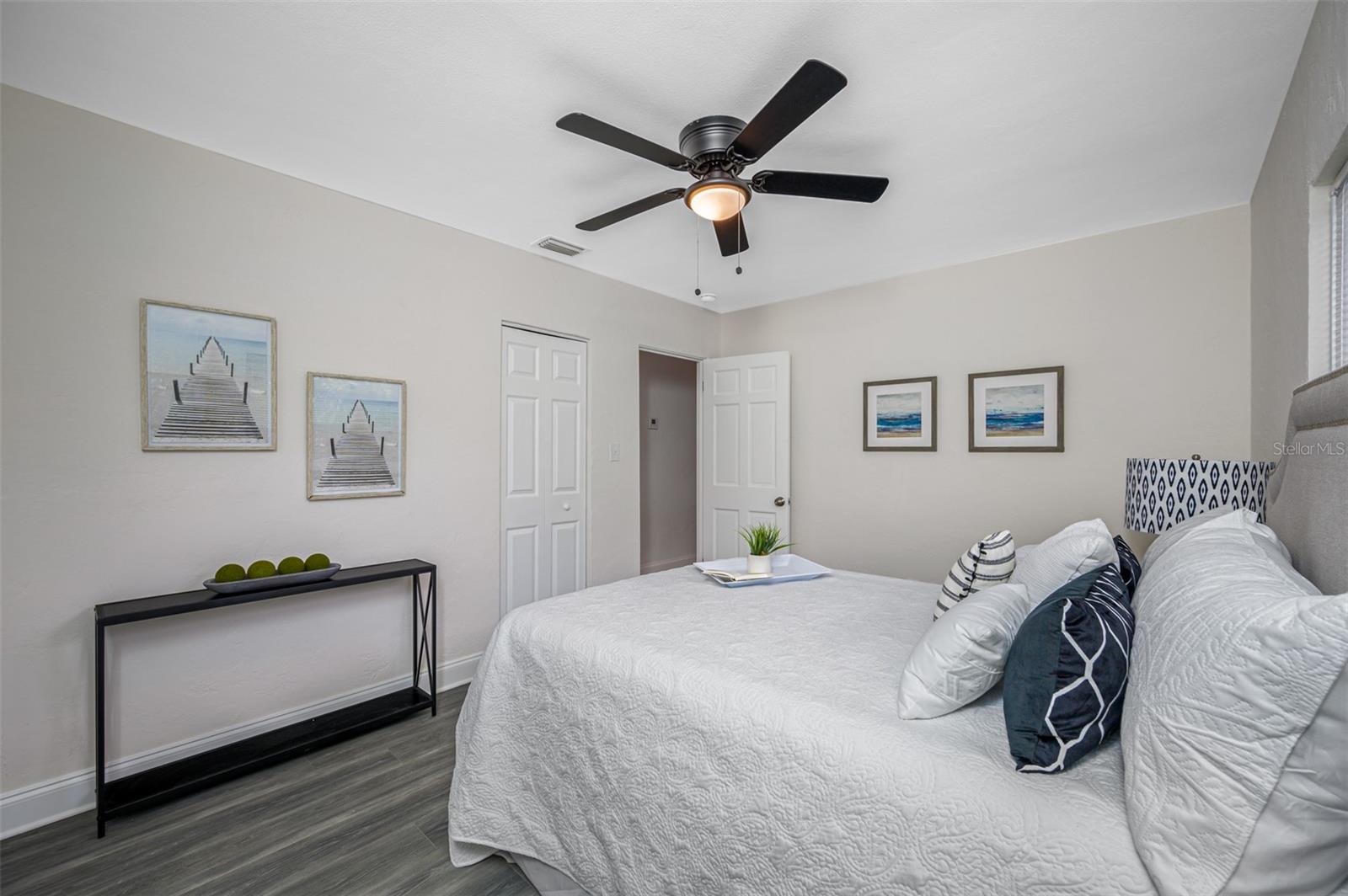 Image 13 of 33 For 4934 10th Avenue S