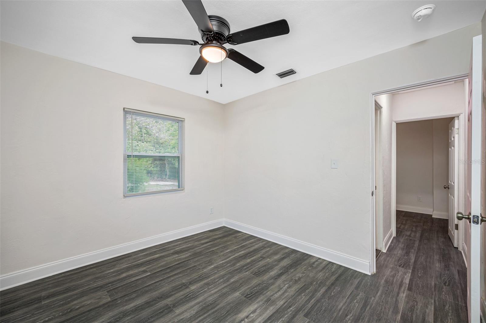 Image 16 of 33 For 4934 10th Avenue S